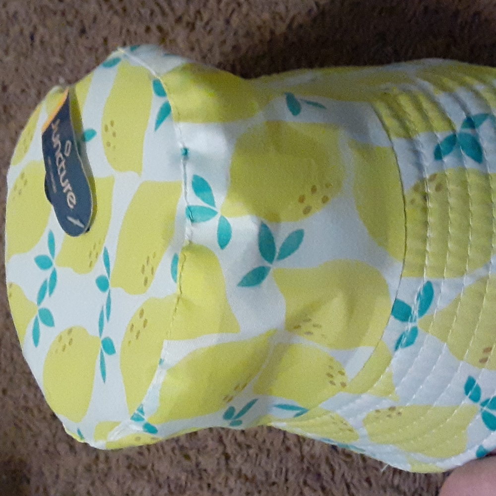 Bucket hat - Picture 3 of 4